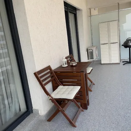 Amos - Casa Del Mar Apartment Mamaia